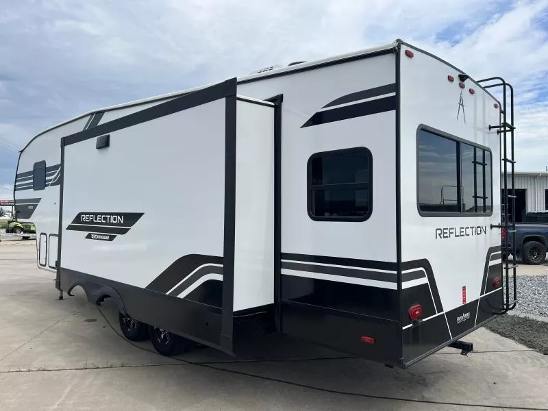 new Fifth Wheel Trailers Grand Design RV Grand Design for sale, in Fargo, ND Thumbnail 5