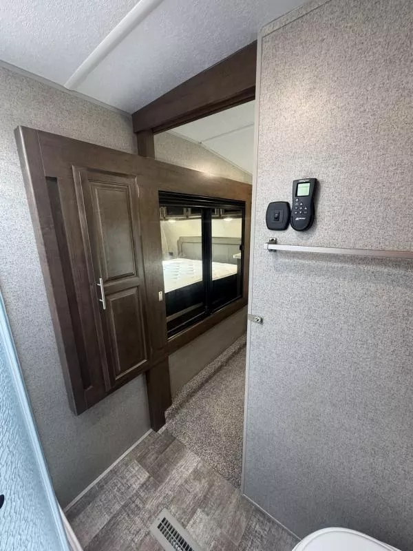 used Fifth Wheel Trailers Forest River  for sale, in Fargo, ND Thumbnail 44