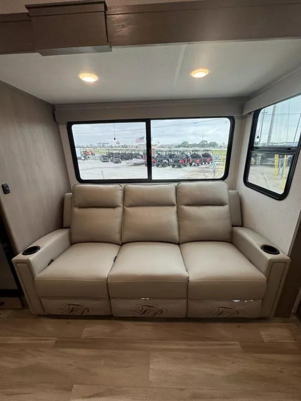 new Fifth Wheel Trailers Grand Design RV Grand Design for sale, in Fargo, ND Thumbnail 62