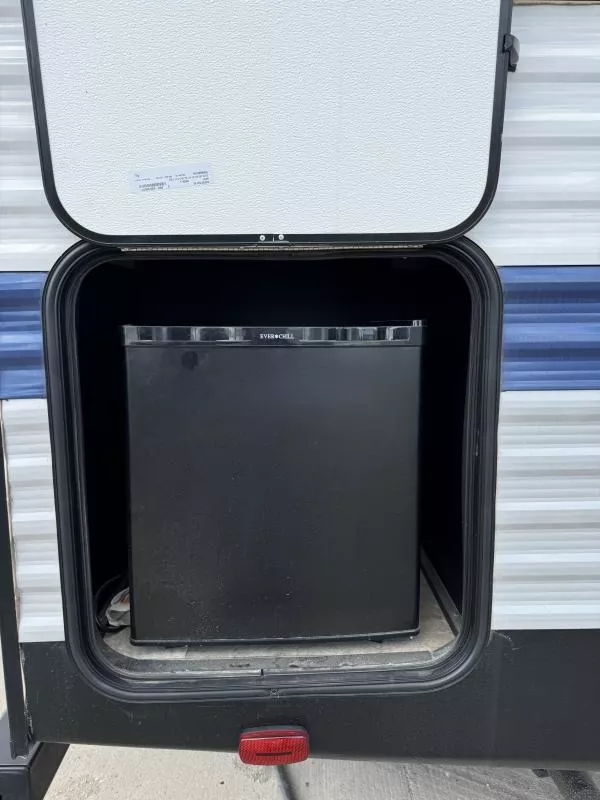 used Travel Trailers Keystone RV Springdale for sale, in Fargo, ND Thumbnail 15