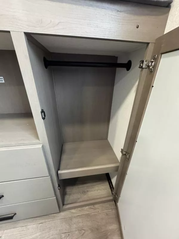 new Fifth Wheel Trailers Grand Design RV  for sale, in Fargo, ND Thumbnail 46