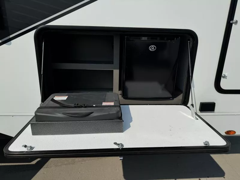 used Toy Haulers Grand Design RV Momentum G-Class for sale, in Fargo, ND Thumbnail 10