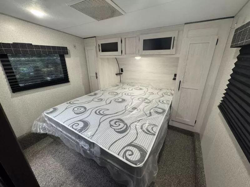 used Fifth Wheel Trailers Kz  for sale, in Fargo, ND Thumbnail 28