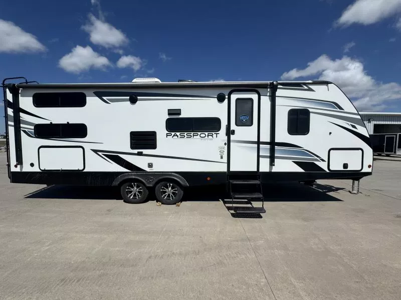 used Travel Trailers Keystone RV  for sale, in Fargo, ND Thumbnail 2