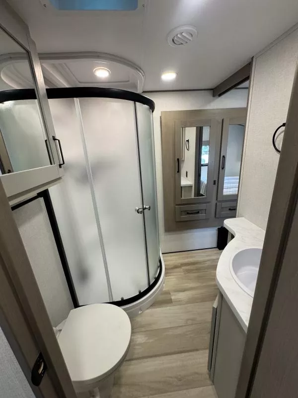 new Fifth Wheel Trailers Grand Design RV Grand Design for sale, in Fargo, ND Thumbnail 41