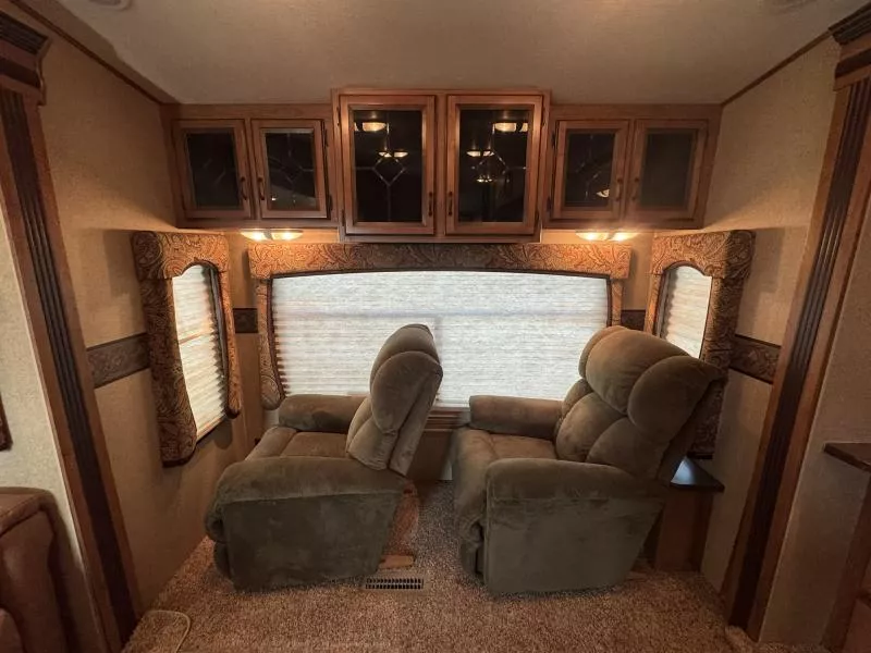 used Fifth Wheel Trailers CrossRoads RV  for sale, in Fargo, ND Thumbnail 26