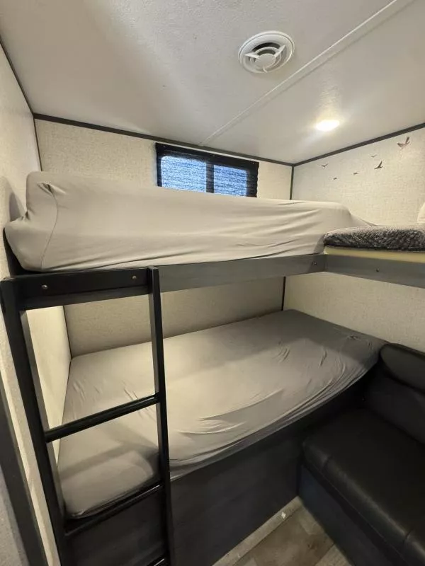 used Travel Trailers Dutchmen RV  for sale, in Fargo, ND Thumbnail 40