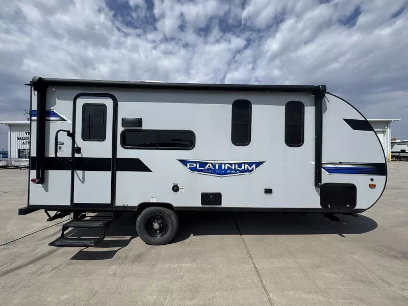 used Travel Trailers Forest River Forest River for sale, in Fargo, ND Thumbnail 2