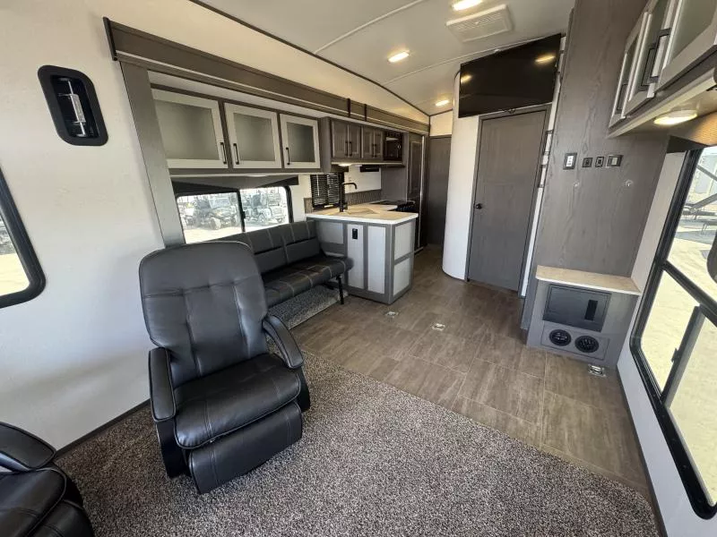 used Toy Haulers Cruiser RV Cruiser for sale, in Fargo, ND Thumbnail 20