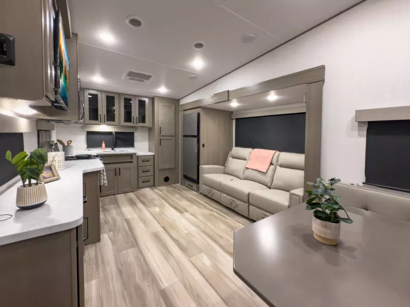 new Fifth Wheel Trailers Grand Design RV Grand Design for sale, in Fargo, ND Thumbnail 3