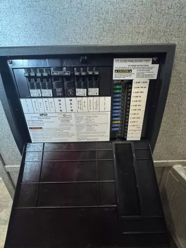 used Fifth Wheel Trailers Forest River  for sale, in Fargo, ND Thumbnail 40