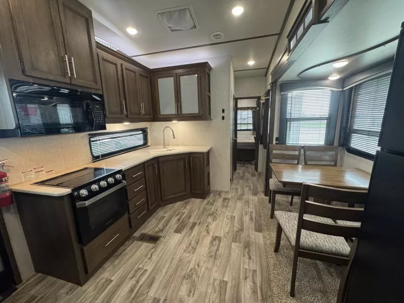 used Travel Trailers Keystone RV Keystone RV for sale, in Fargo, ND Thumbnail 20