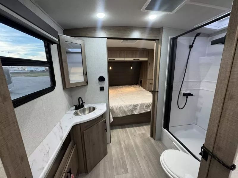 used Travel Trailers Grand Design RV Imagine for sale, in Fargo, ND Thumbnail 34