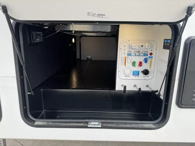 new Fifth Wheel Trailers Grand Design RV  for sale, in Fargo, ND Thumbnail 15