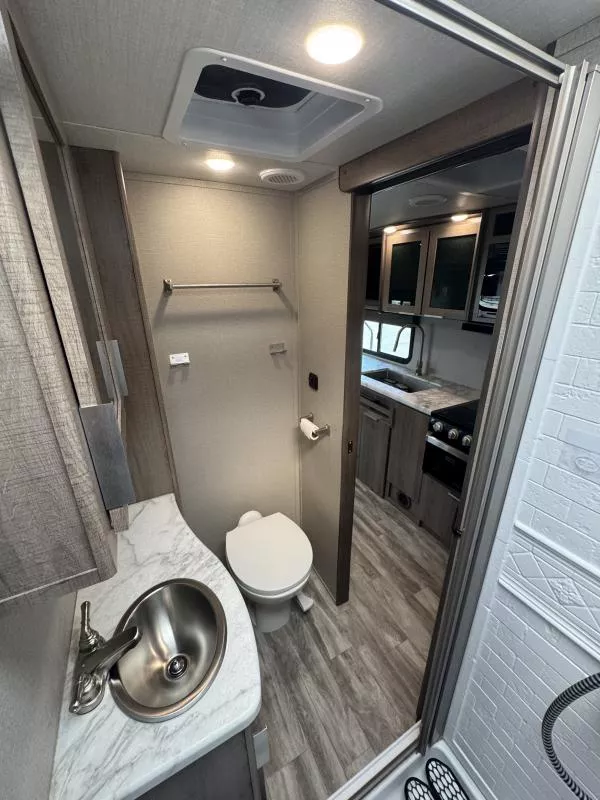 used Travel Trailers Grand Design RV Grand Design for sale, in Fargo, ND Thumbnail 33