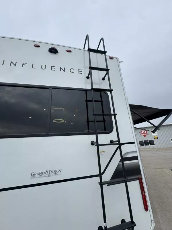 new Fifth Wheel Trailers Grand Design RV  for sale, in Fargo, ND Thumbnail 42