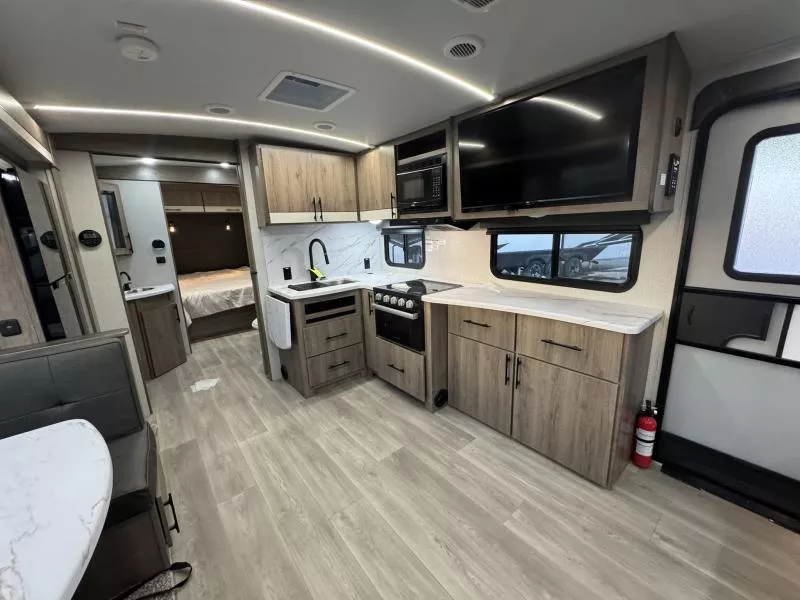 used Travel Trailers Grand Design RV Imagine for sale, in Fargo, ND Thumbnail 26