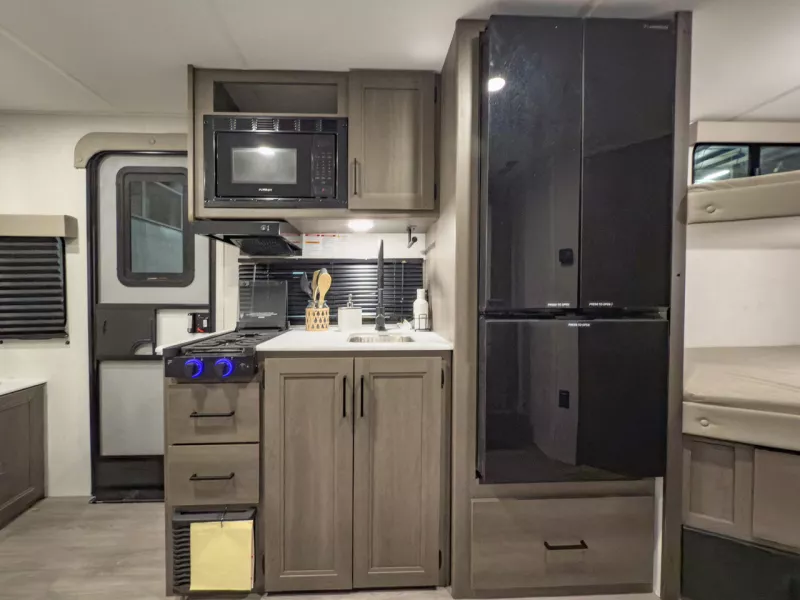 new Travel Trailers Grand Design RV  for sale, in Fargo, ND Thumbnail 4