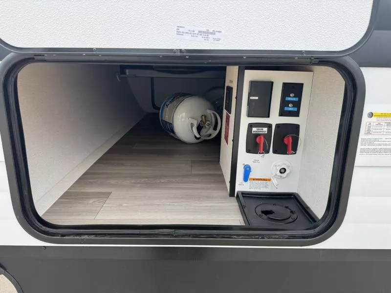 new Travel Trailers Grand Design RV Grand Design for sale, in Fargo, ND Thumbnail 11