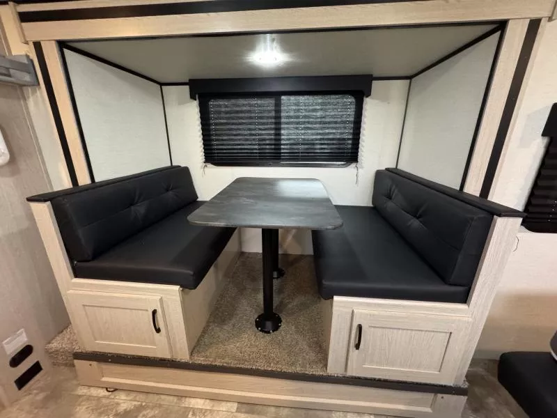 used Travel Trailers Coachmen Coachmen for sale, in Fargo, ND Thumbnail 28