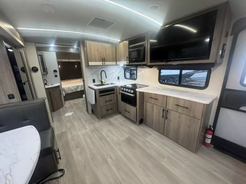 used Travel Trailers Grand Design RV Imagine for sale, in Fargo, ND Thumbnail 24