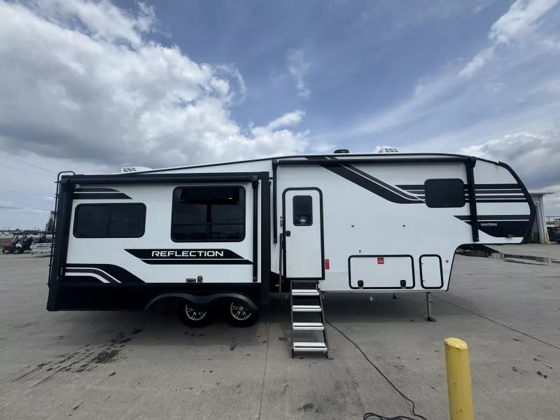 new Fifth Wheel Trailers Grand Design RV Grand Design for sale, in Fargo, ND Thumbnail 2