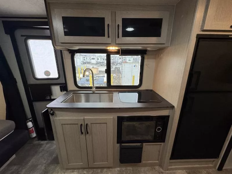 used Travel Trailers Coachmen Coachmen for sale, in Fargo, ND Thumbnail 30