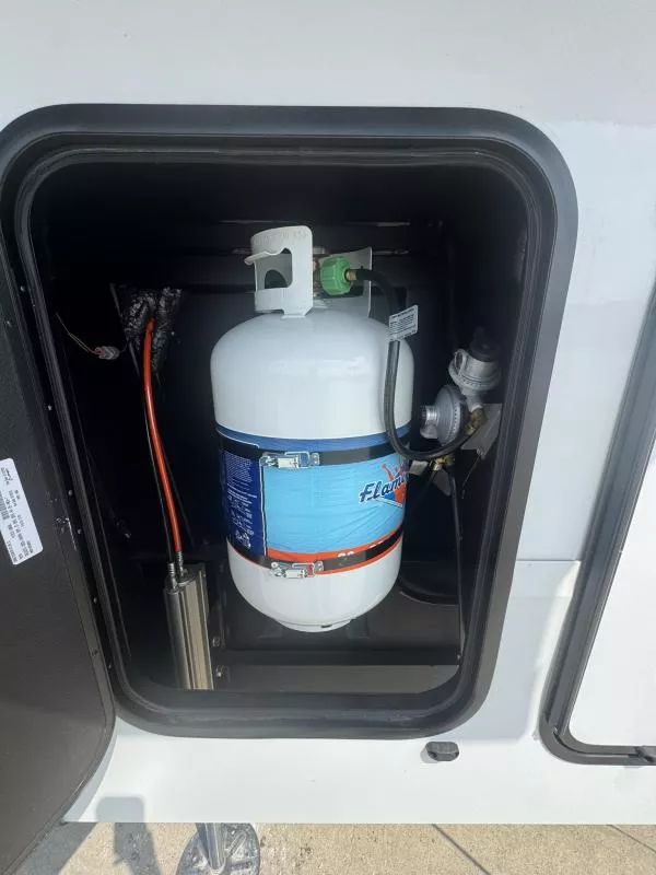 new Toy Haulers Grand Design RV  for sale, in Fargo, ND Thumbnail 13