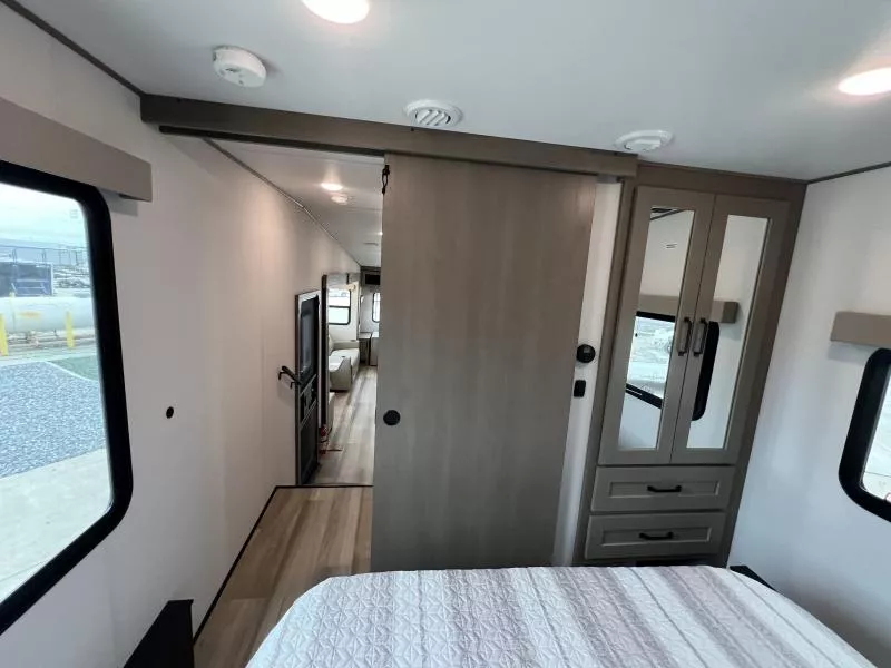 new Fifth Wheel Trailers Grand Design RV Grand Design for sale, in Fargo, ND Thumbnail 24