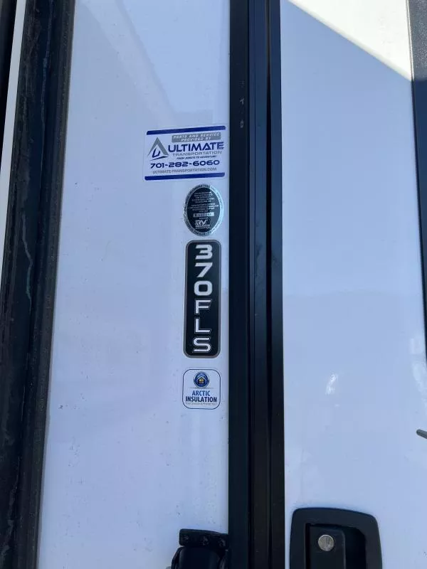 new Fifth Wheel Trailers Grand Design RV Reflection for sale, in Fargo, ND Thumbnail 23