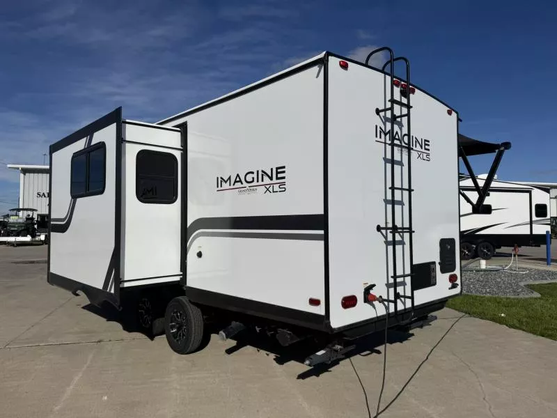 new Travel Trailers Grand Design RV  for sale, in Fargo, ND Thumbnail 5