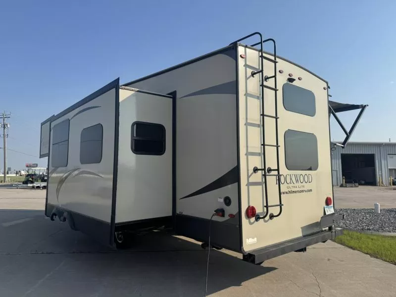 used Fifth Wheel Trailers Forest River  for sale, in Fargo, ND Thumbnail 12