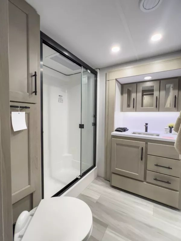 new Fifth Wheel Trailers Grand Design RV  for sale, in Fargo, ND Thumbnail 6