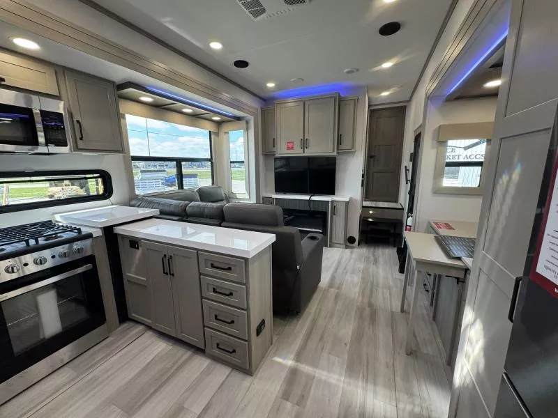 new Toy Haulers Grand Design RV Grand Design for sale, in Fargo, ND Thumbnail 37