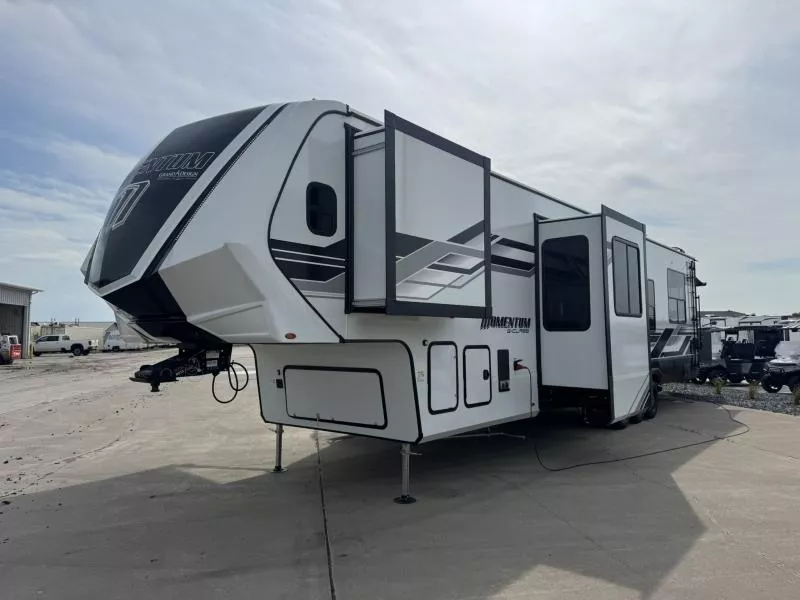 new Toy Haulers Grand Design RV  for sale, in Fargo, ND Thumbnail 8