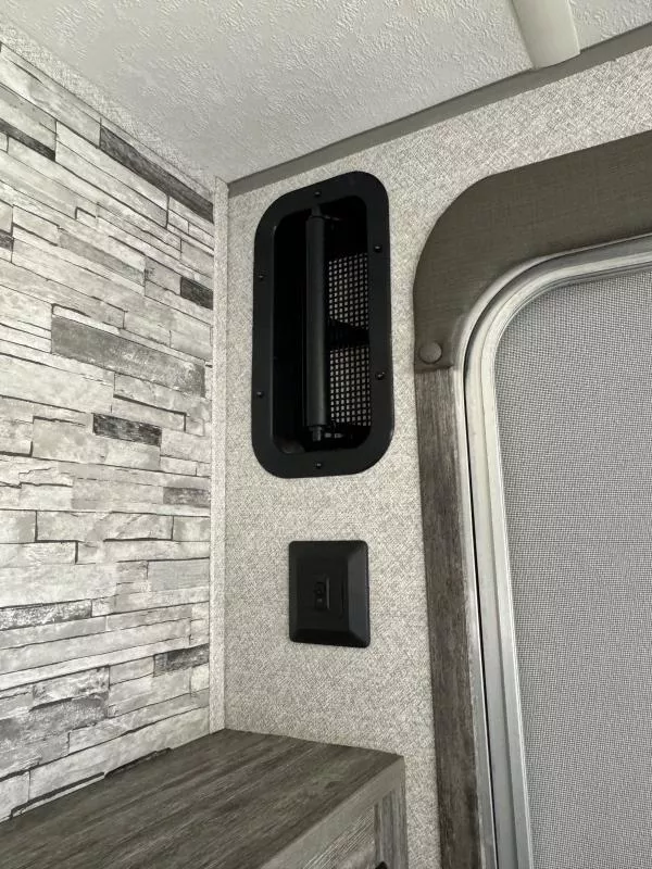 used Toy Haulers Forest River Salem FSX Platinum for sale, in Fargo, ND Thumbnail 29