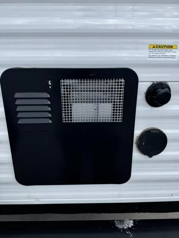 used Travel Trailers Keystone RV Springdale for sale, in Fargo, ND Thumbnail 14
