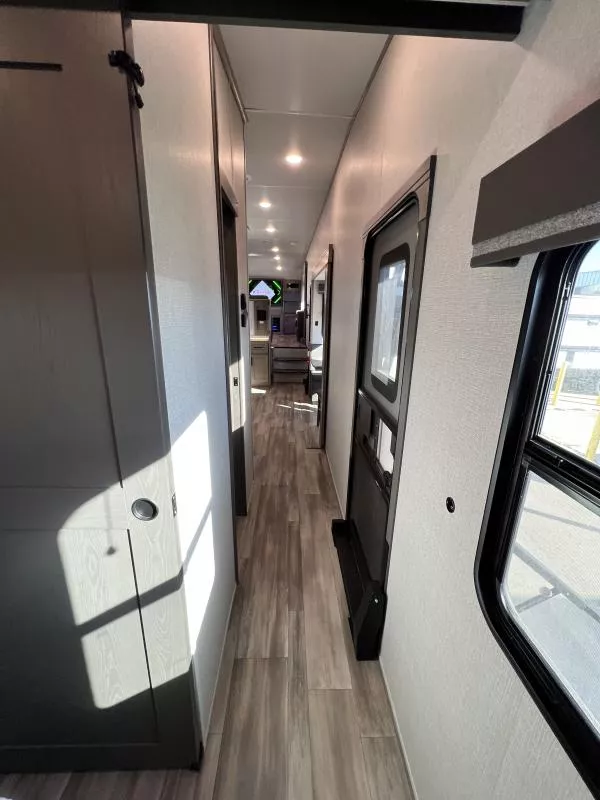 new Fifth Wheel Trailers Grand Design RV Reflection for sale, in Fargo, ND Thumbnail 16