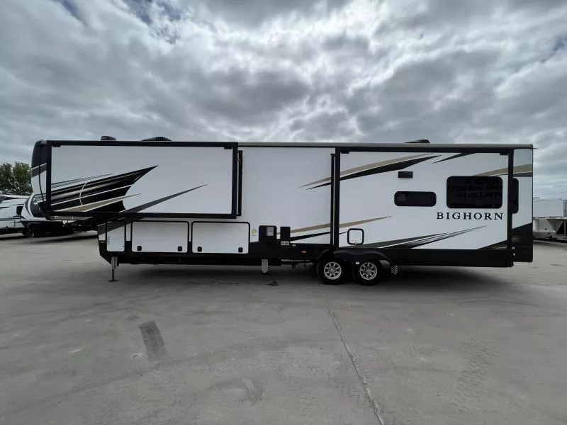 used Fifth Wheel Trailers Heartland RV Bighorn for sale, in Fargo, ND Thumbnail 6