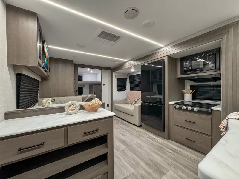 new Travel Trailers Grand Design RV Grand Design for sale, in Fargo, ND Thumbnail 4