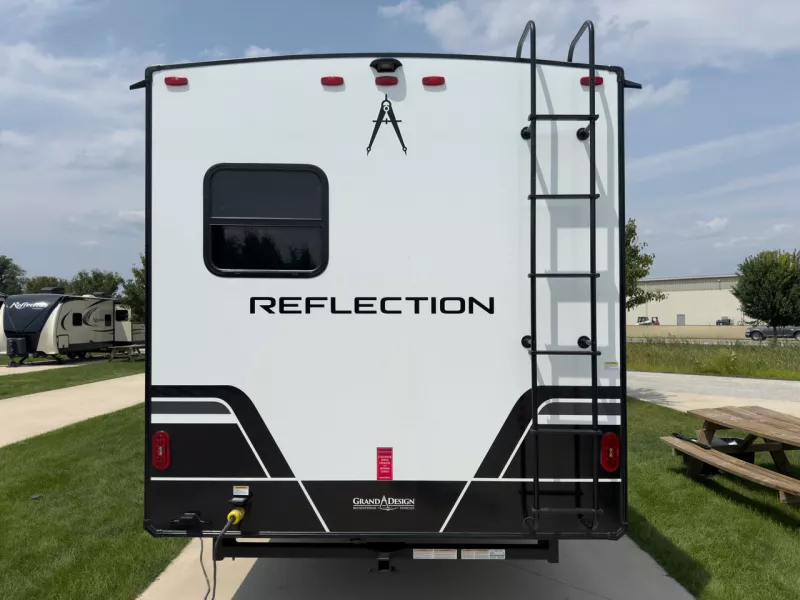 new Fifth Wheel Trailers Grand Design RV  for sale, in Fargo, ND Thumbnail 14