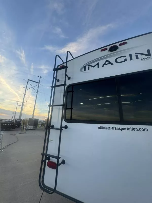 used Travel Trailers Grand Design RV Imagine for sale, in Fargo, ND Thumbnail 16