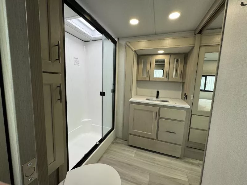 new Fifth Wheel Trailers Grand Design RV Influence for sale, in Fargo, ND Thumbnail 28
