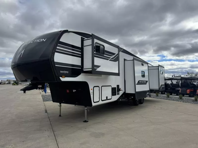 new Fifth Wheel Trailers Grand Design RV  for sale, in Fargo, ND Thumbnail 7