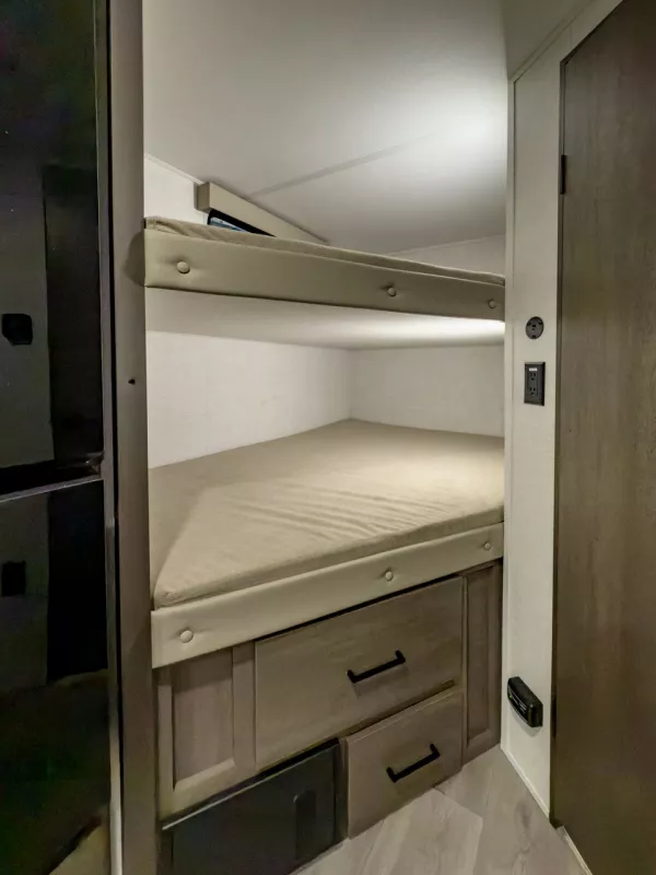 new Travel Trailers Grand Design RV  for sale, in Fargo, ND Thumbnail 8