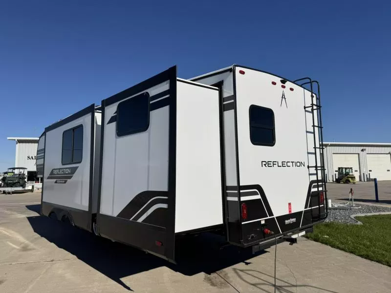 new Fifth Wheel Trailers Grand Design RV  for sale, in Fargo, ND Thumbnail 5