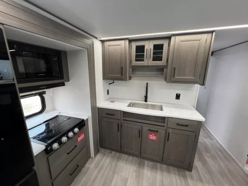 new Travel Trailers Grand Design RV Grand Design for sale, in Fargo, ND Thumbnail 18