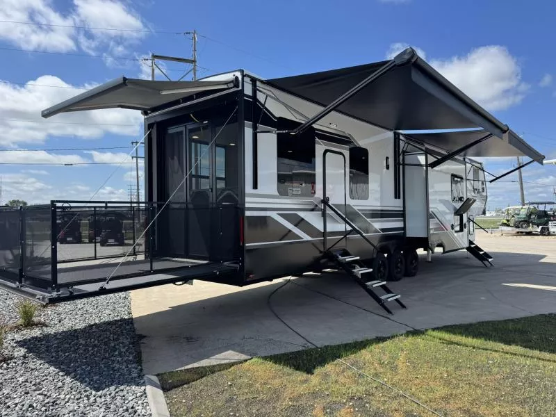 new Toy Haulers Grand Design RV Grand Design for sale, in Fargo, ND Thumbnail 4