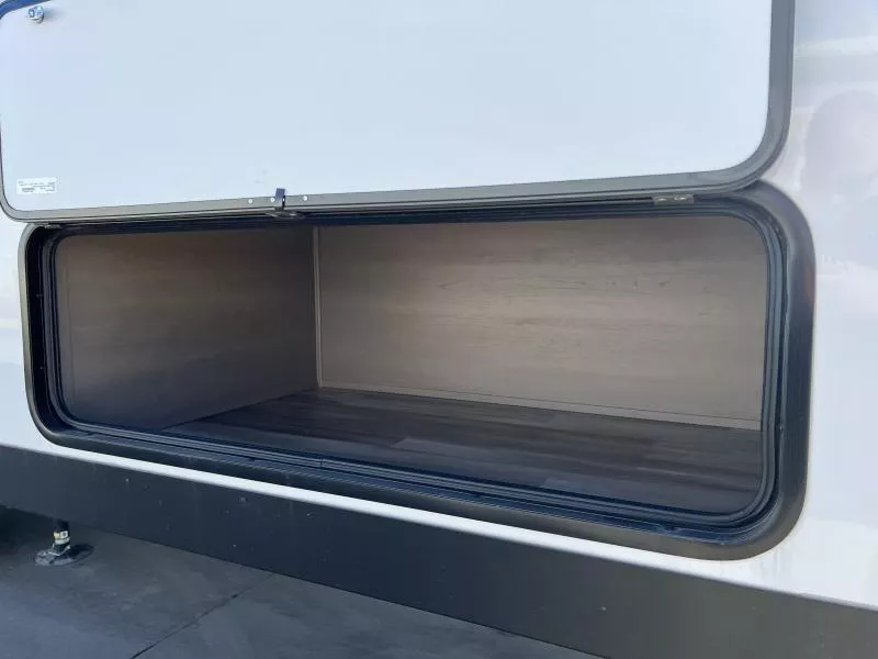 new Fifth Wheel Trailers Grand Design RV Reflection for sale, in Fargo, ND Thumbnail 22