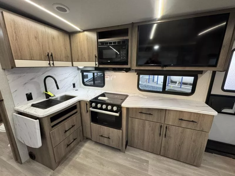 used Travel Trailers Grand Design RV Imagine for sale, in Fargo, ND Thumbnail 32